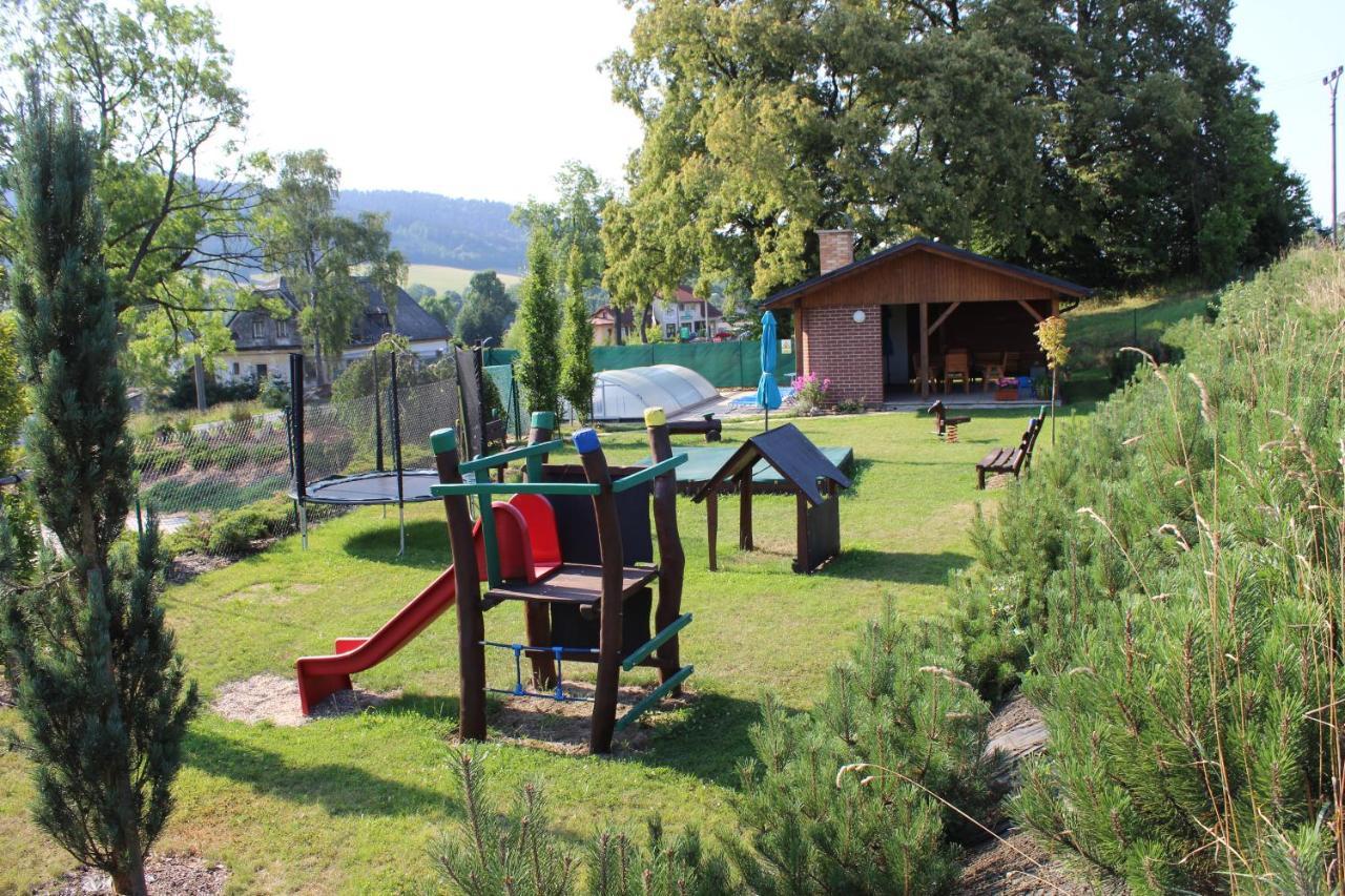 Penzion Jecminek Červená Voda Dış mekan fotoğraf